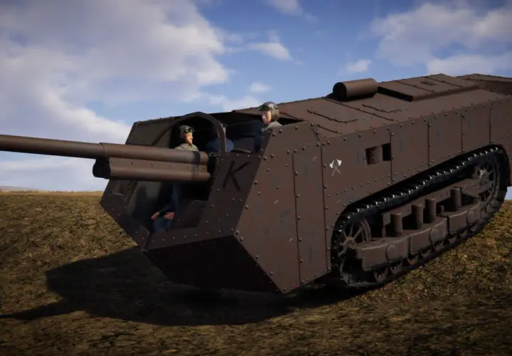Ein Saint-Chamond-Panzer mit zwei Soldaten im offenen Kampfraum fährt über ein Feld.