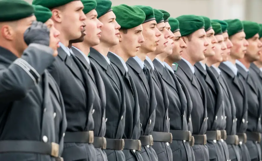 Niedrigster Dienstgrad Bundeswehr - Was OR-1 wirklich bedeutet