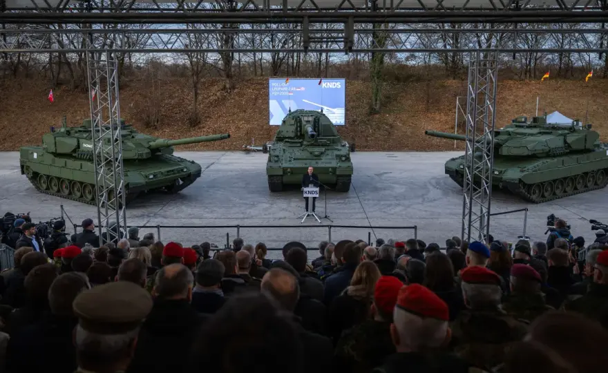 Leopard 2 A8 vs. T-90MS - Wer gewinnt das Panzer-Duell?