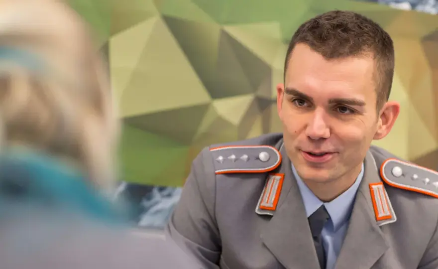 Fachoffizier Bundeswehr: Dein Weg zum Spezialisten?